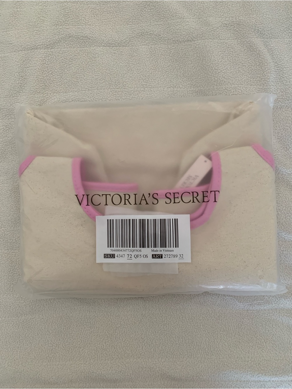 NWT Victoria’s Secret Ombré Monogram Logo Tote Bag - Picture 12 of 12